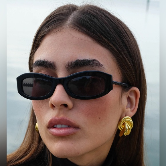 18K Gold Plated Statement Earrings*Genevieve Earrings*Old Money Earrings - Picture 6 of 8